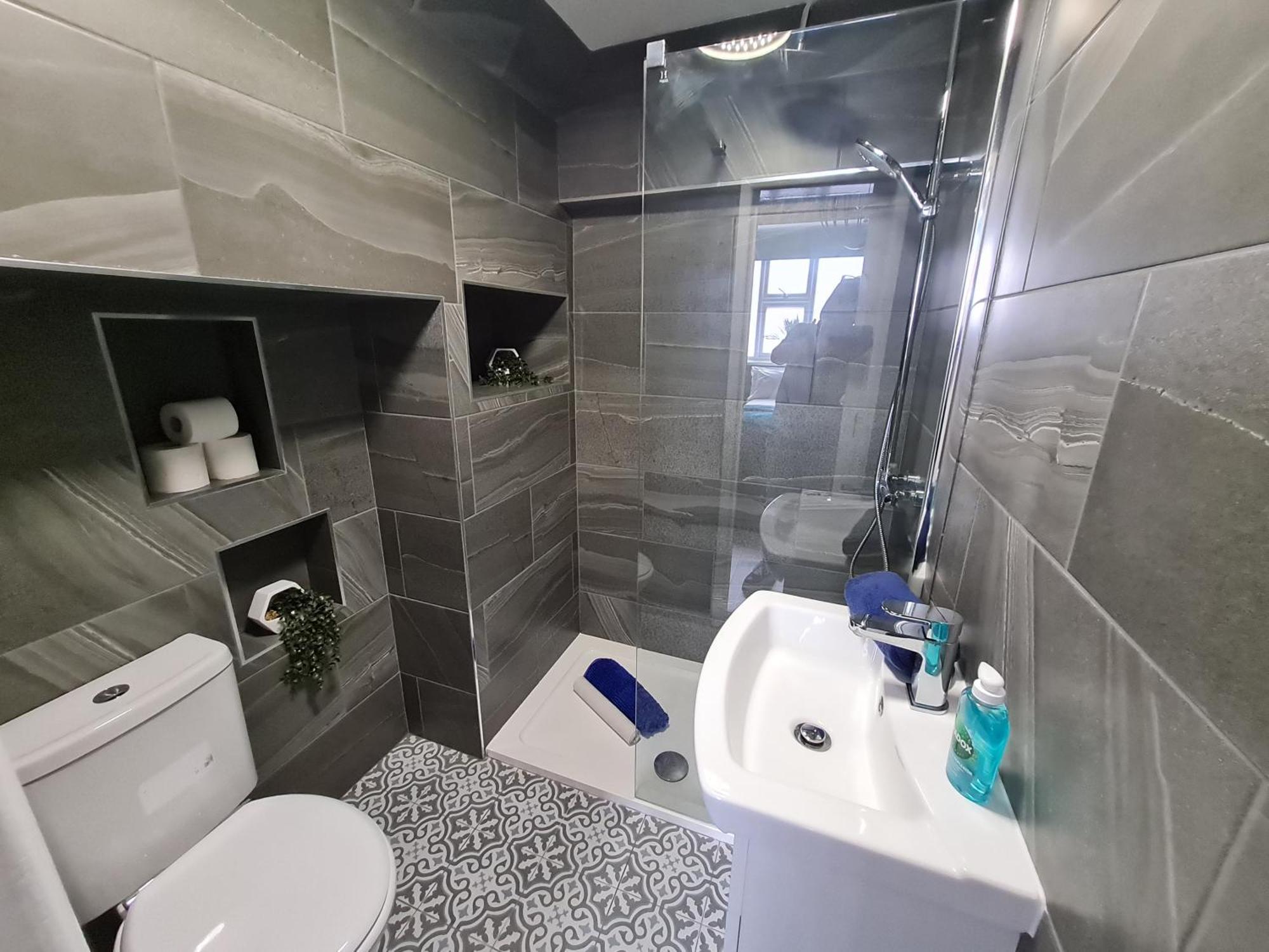Lemur Lodge - Boutique Apartments - Short Stroll To The Beach Bournemouth Zewnętrze zdjęcie