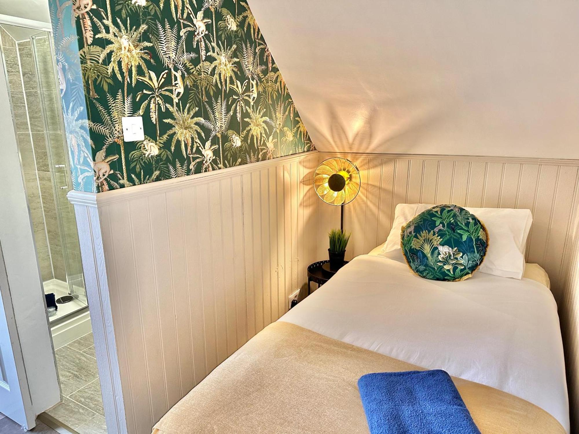 Lemur Lodge - Boutique Apartments - Short Stroll To The Beach Bournemouth Zewnętrze zdjęcie
