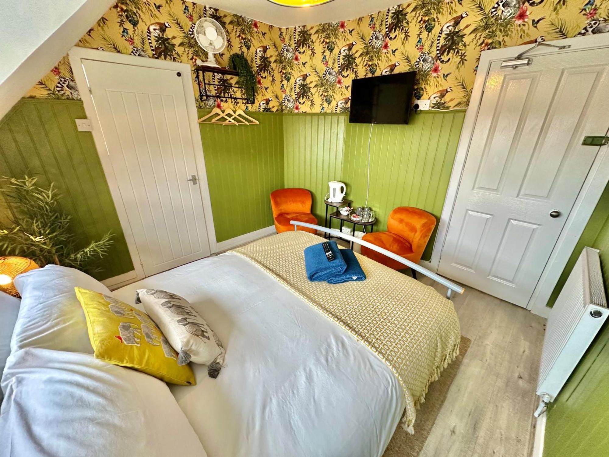 Lemur Lodge - Boutique Apartments - Short Stroll To The Beach Bournemouth Zewnętrze zdjęcie